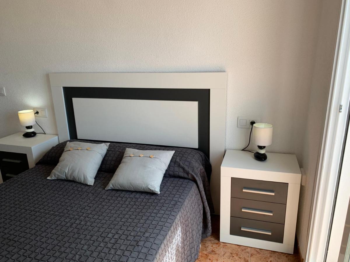 Apartamentos Playa D Y G Сан-Карлос-де-ла-Рапита Экстерьер фото