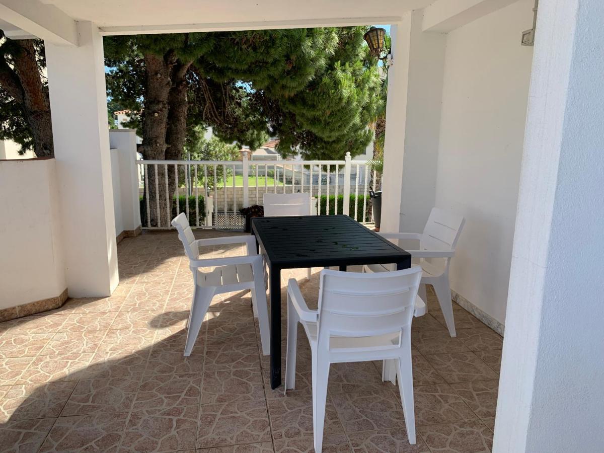 Apartamentos Playa D Y G Сан-Карлос-де-ла-Рапита Экстерьер фото