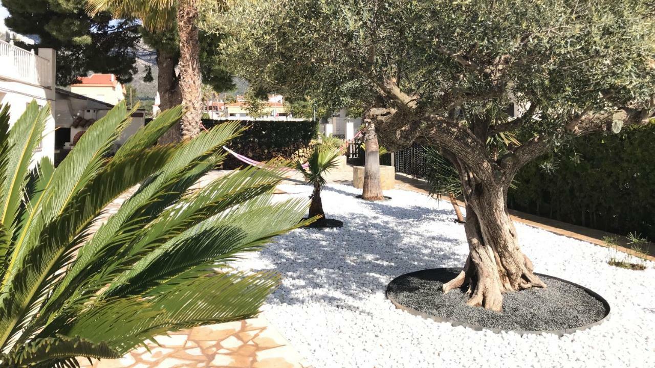 Apartamentos Playa D Y G Сан-Карлос-де-ла-Рапита Экстерьер фото